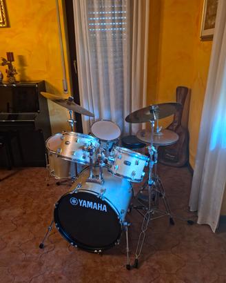 Batteria yamaha hnk rydeen.
