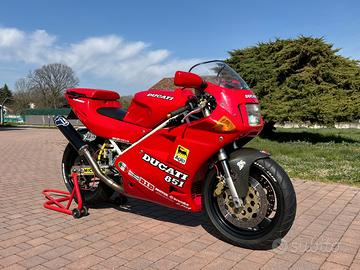 Ducati 851