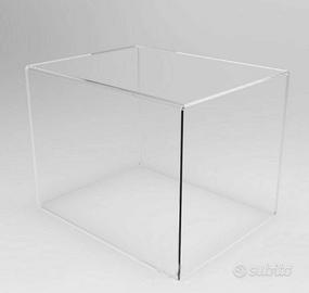Teca in plexiglass per modellismo. 