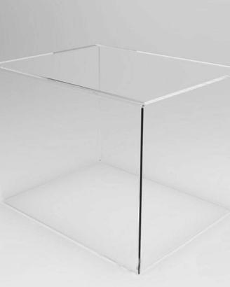 Teca in plexiglass per modellismo. 