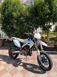 HM 125 2 tempi