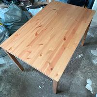 Tavolo in legno