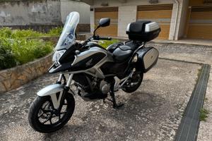 Honda NC 700 X ABS 2012 – Super accessoriata