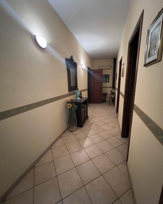 Villa con giardino frutteto