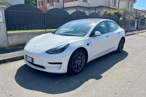 Tesla Model 3 standard range
