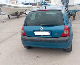 RENAULT Clio - 2001