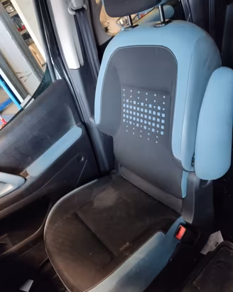 Sedile anteriore dx CITROEN BERLINGO del 2013