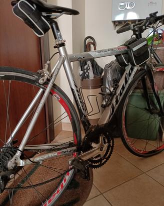 bicicletta Mountain bike da strada