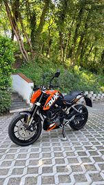 KTM DUKE 125