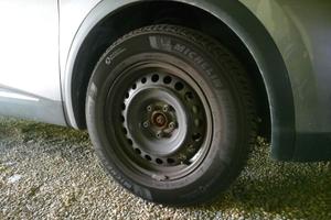4 pneumatici invernali Renault Captur
