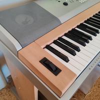 pianoforte digitale Yamaha DXG 620 