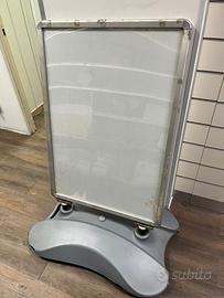 Cavalletto pubblicitario per esterni con zavorra