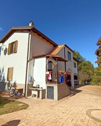 VILLA SINGOLA A POGGIO CATINO