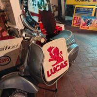 insegna lucas