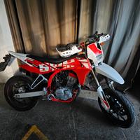 Swm Sm 125 R