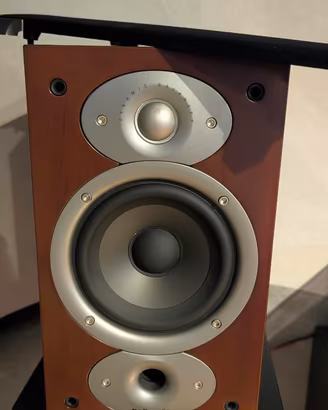 Diffusori Scaffale Polk Audio RTi A1