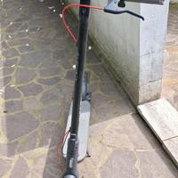 Monopattino elettrico XIAOMI 4 PRO (2nd Gen)