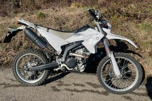 Yamaha wr 250 r