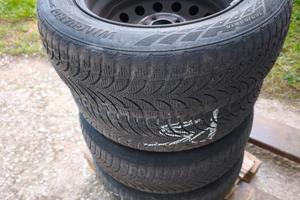4 gomme con cerchio ferro  185/65R15