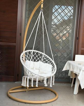 Sedia sospesa con base,NUOVA,marca Maison Du Monde