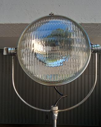 lampada da terra philips areta design