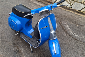 Vespa 50 special