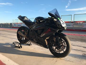 GSXR K6 750 pista