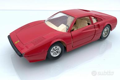 BBurago Ferrari 308 GTB rossa 1/24 senza scatola