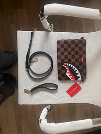 SPRAY GROUND POCHETE