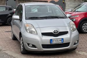 Toyota Yaris 1.0 benz - Garanzia 12 Mesi