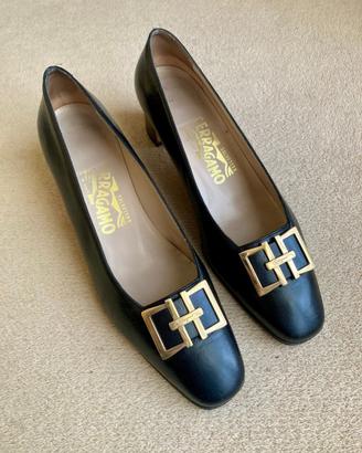 Scarpe pelle nere  7,5B FERRAGAMO 38