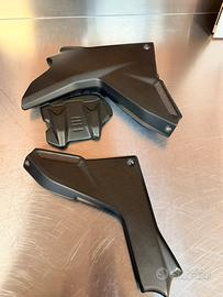 Fianchetti serbatoio per Multistrada V4