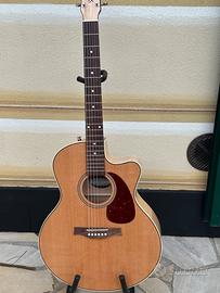 Seagull performer  CW mini jumbo HG presys II