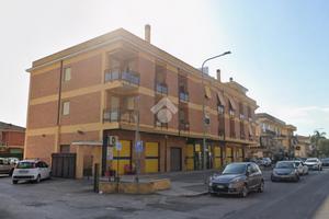 3 LOCALI A PONTINIA