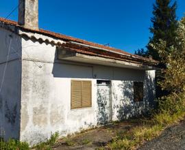 Terreno con casetta da ristrutturare