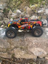 Traxxas hoss 4x4