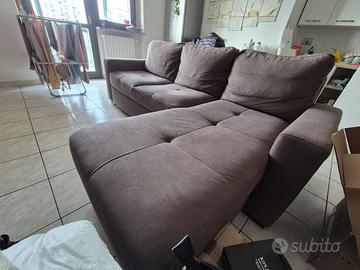 Divano 3 posti con penisola come nuovo