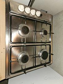 Piano cottura 4 fuochi