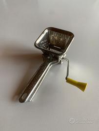 Macinino a mano vintage