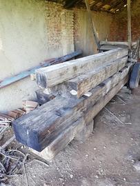 Antiche travi in legno