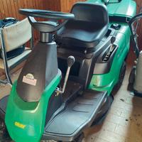 trattorino tagliaerba 