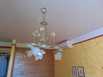 Lampadario floreale 3 luci ferro e vetro