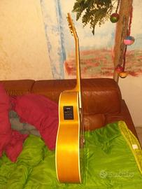 chitarra semiacustica epiphone jumbo