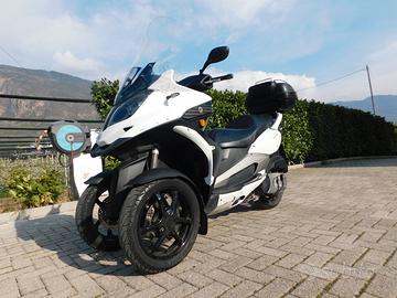 Quadro 3 350 - 2017 Scooter 3 ruote