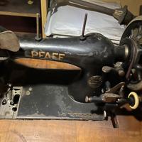 Macchina da cucire d’epoca Pfaff su base Singer – 