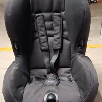 Seggiolino bimbo auto