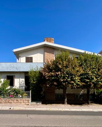 Villa indipendente a Ghilarza