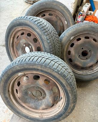 Cerchi in ferro 15 ford fiesta