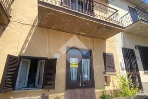 CASA INDIPENDENTE A MONTEFIASCONE