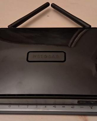 Modem router Netgear N300, DGN 2200